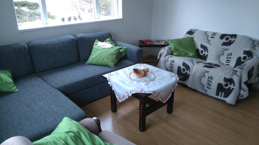 Brunalaug Guesthouse - Holiday Home Eyjafjaroarsveit Esterno foto