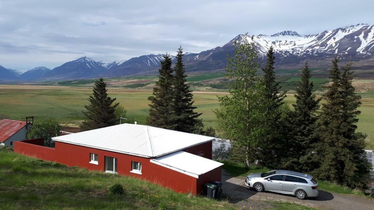 Brunalaug Guesthouse - Holiday Home Eyjafjaroarsveit Esterno foto
